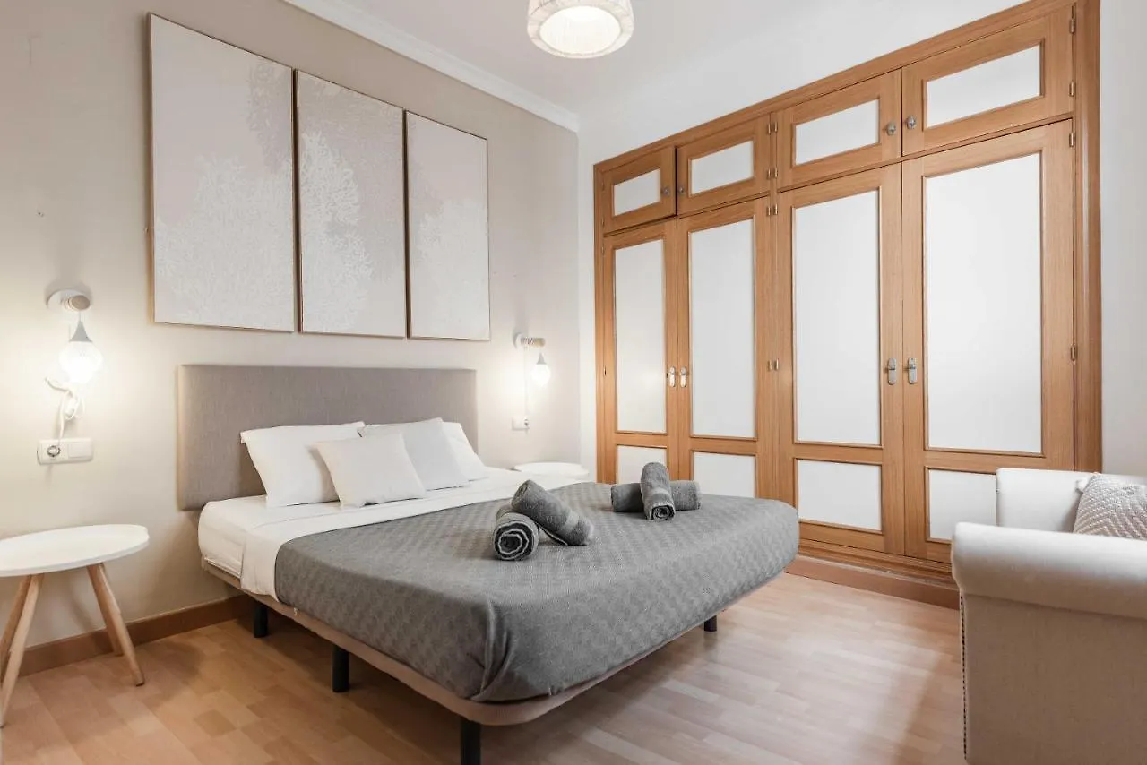 Apartment Urbanchicmalaga Historic Malaga Patio Free Parking Spain